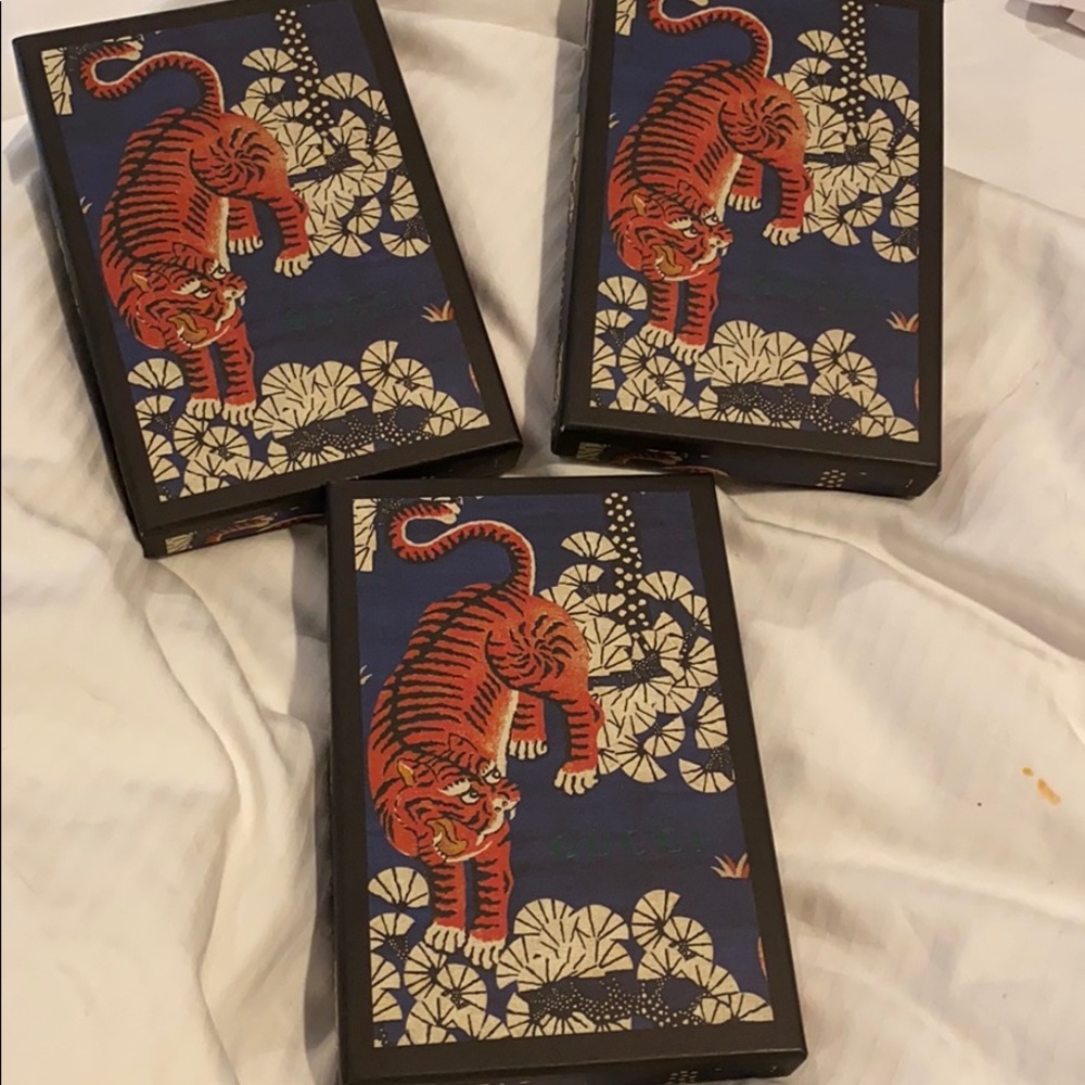 GUCCI I PHONE 6, 7, & 8 PHONE CASE NWT - Picture 15 of 16